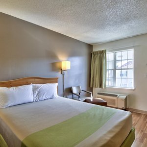 Studio 6 Phoenix - Deer Valley, hotel in Phoenix