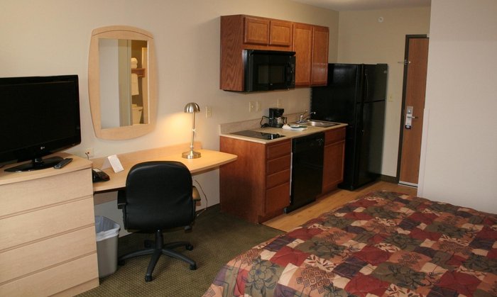 weekly hotels in clarksville indiana