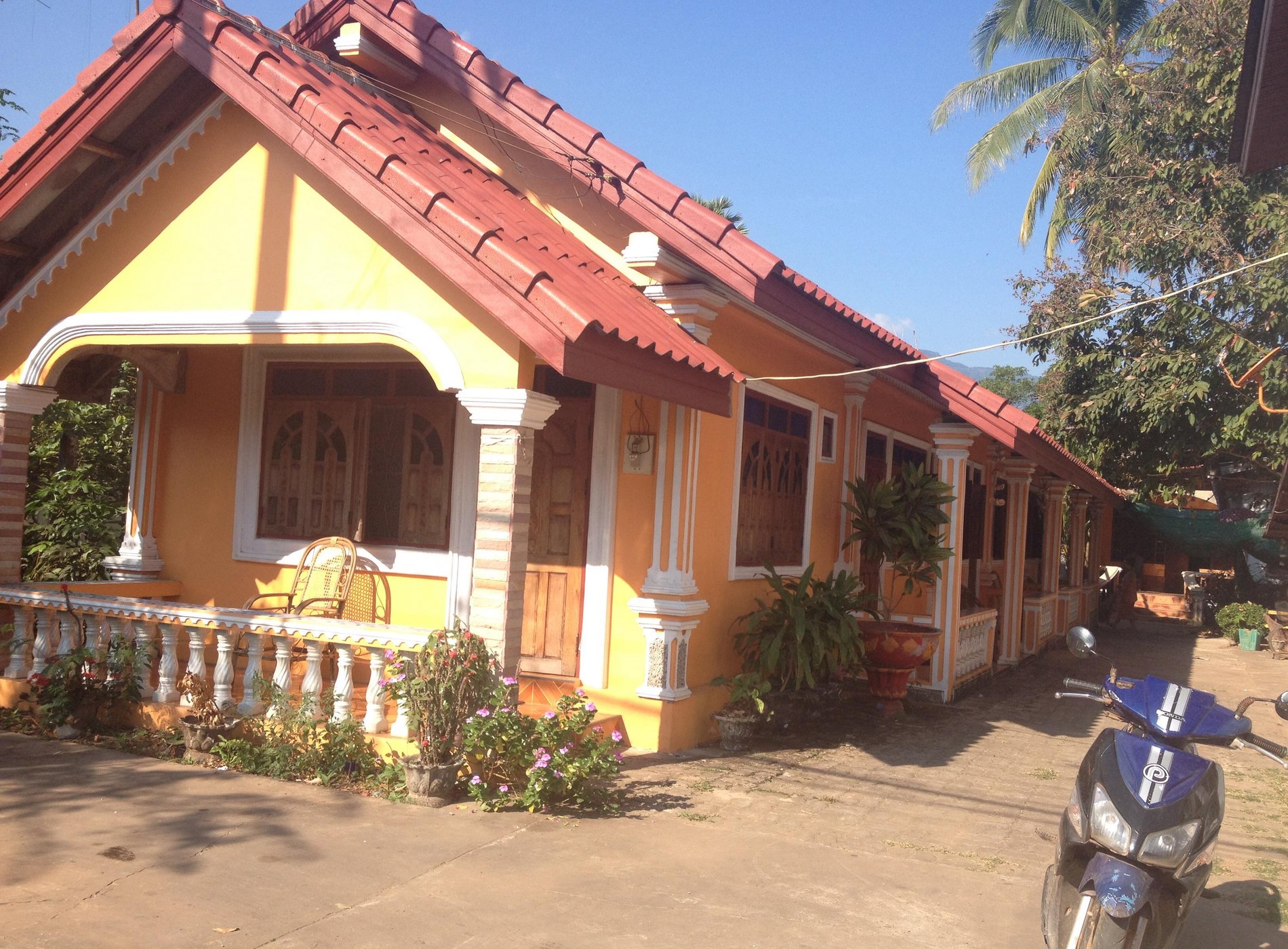 Khamphouy Guest House image