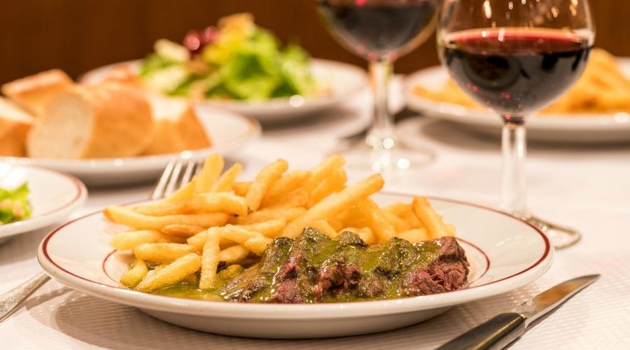Nos entrecôtes et leur fameuse sauce secrète connue dans le monde entier