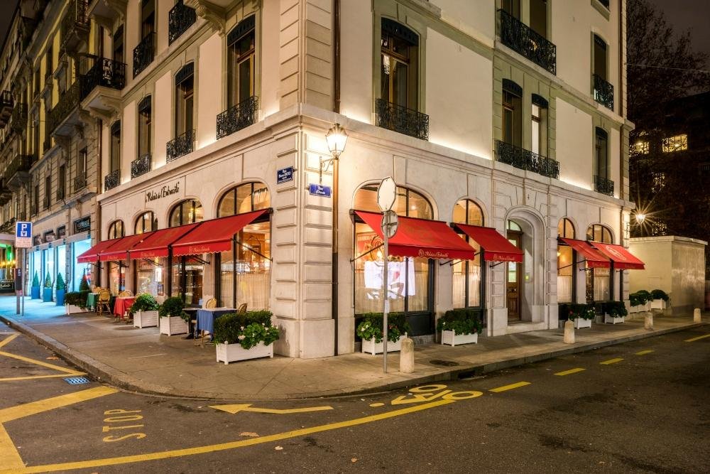 LE RELAIS DE L'ENTRECOTE, Geneva - Rond-Point-de-Rive - Menu, Prices ...