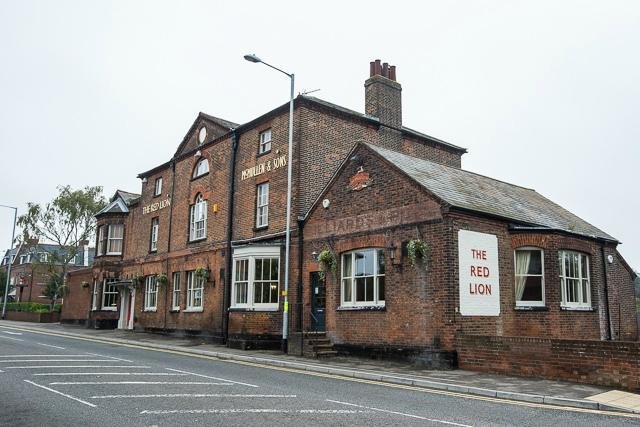 THE RED LION, Hatfield - 88 Great North Rd - Updated 2024 Restaurant ...