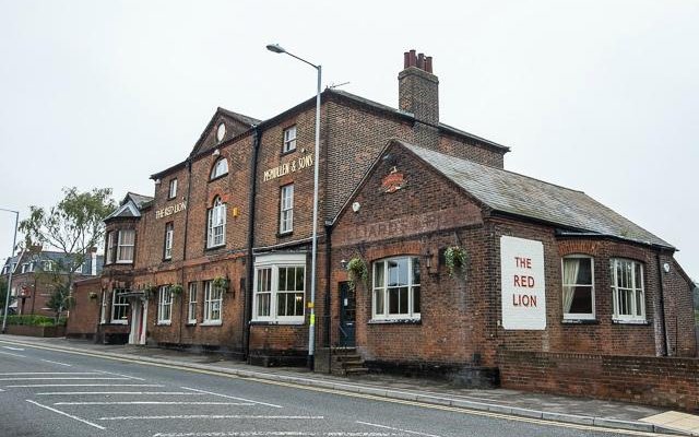 Red Lion Hatfield