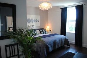 Room & Suite