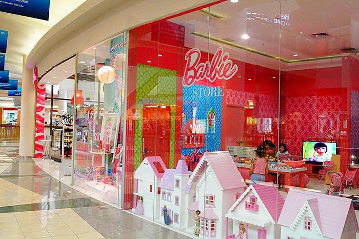 Meedogenloos graan oortelefoon Barbie Store Indonesia (Jakarta) - All You Need to Know BEFORE You Go
