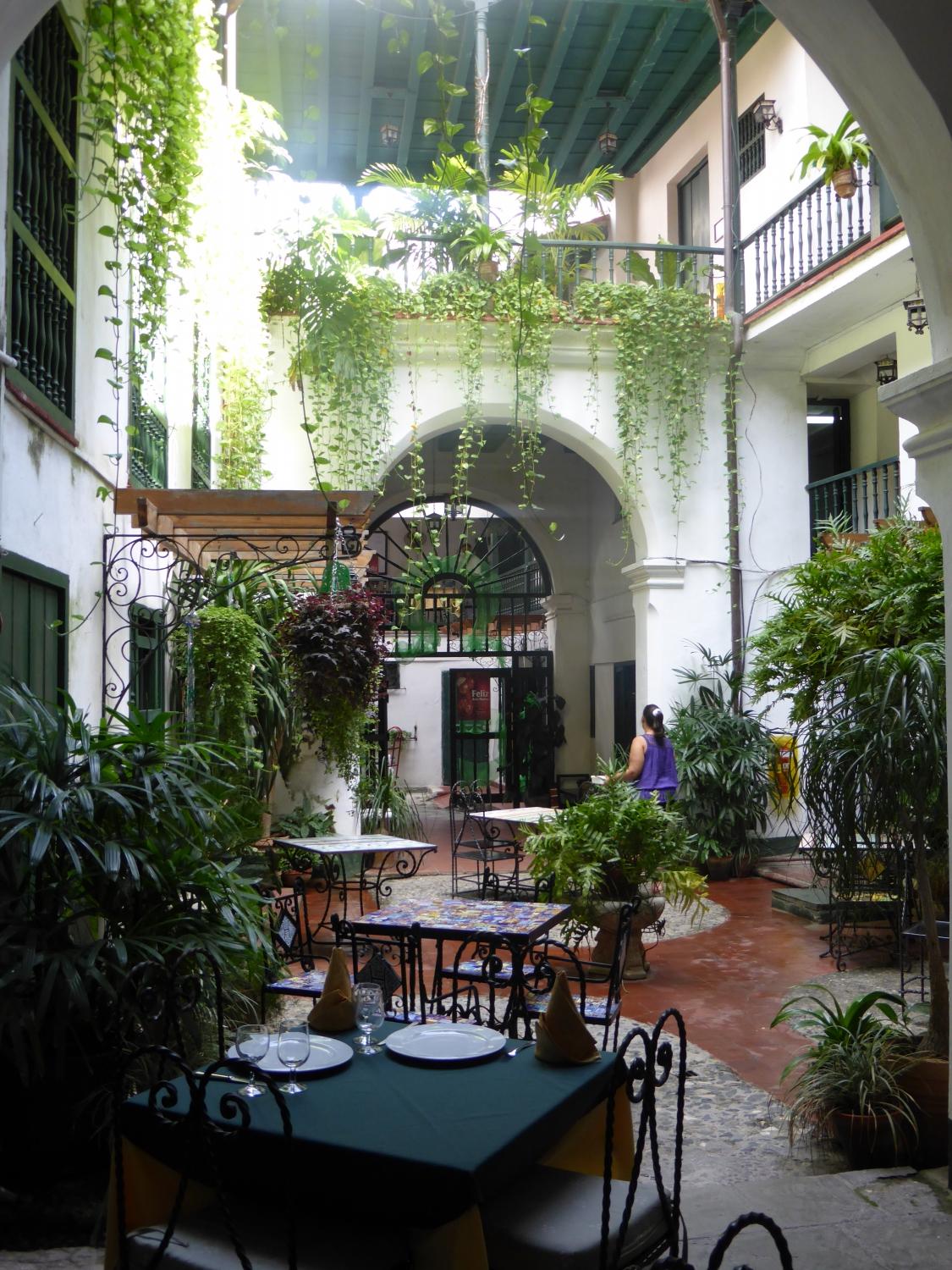 HOSTAL VALENCIA - Hotel Reviews (Havana, Cuba)