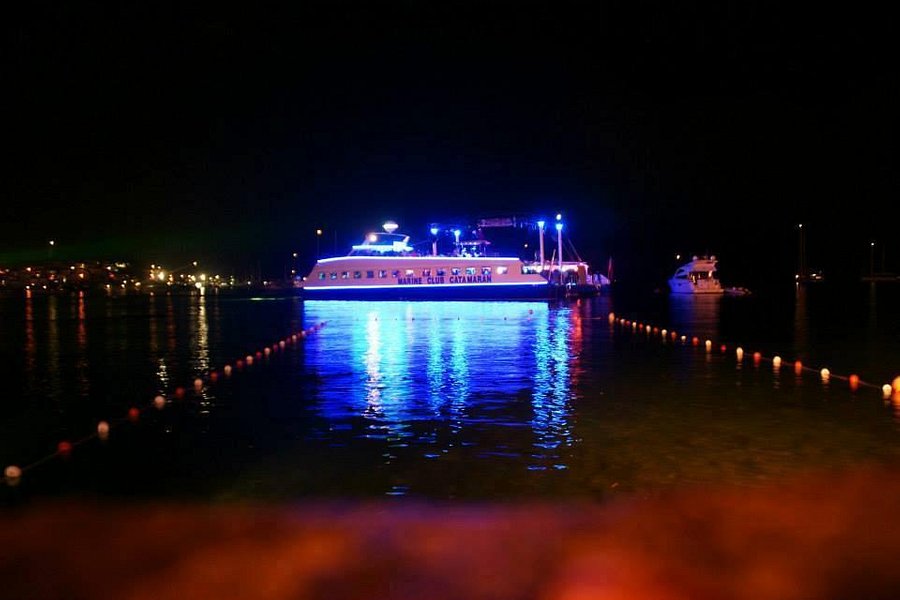 bodrum catamaran boite de nuit