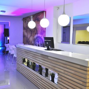 Hostal Lleras Calle 8, hotel in Medellin