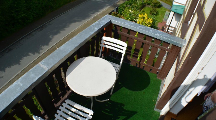 Zimmerbalkon