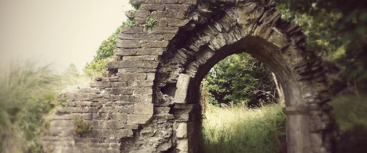 Ruine de la porte