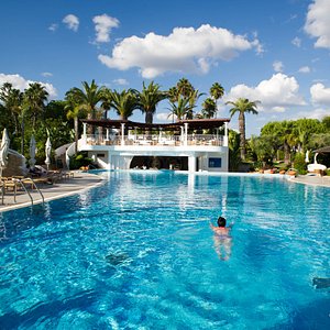 The Oasis Pool at the Vila Vita Parc Resort & Spa