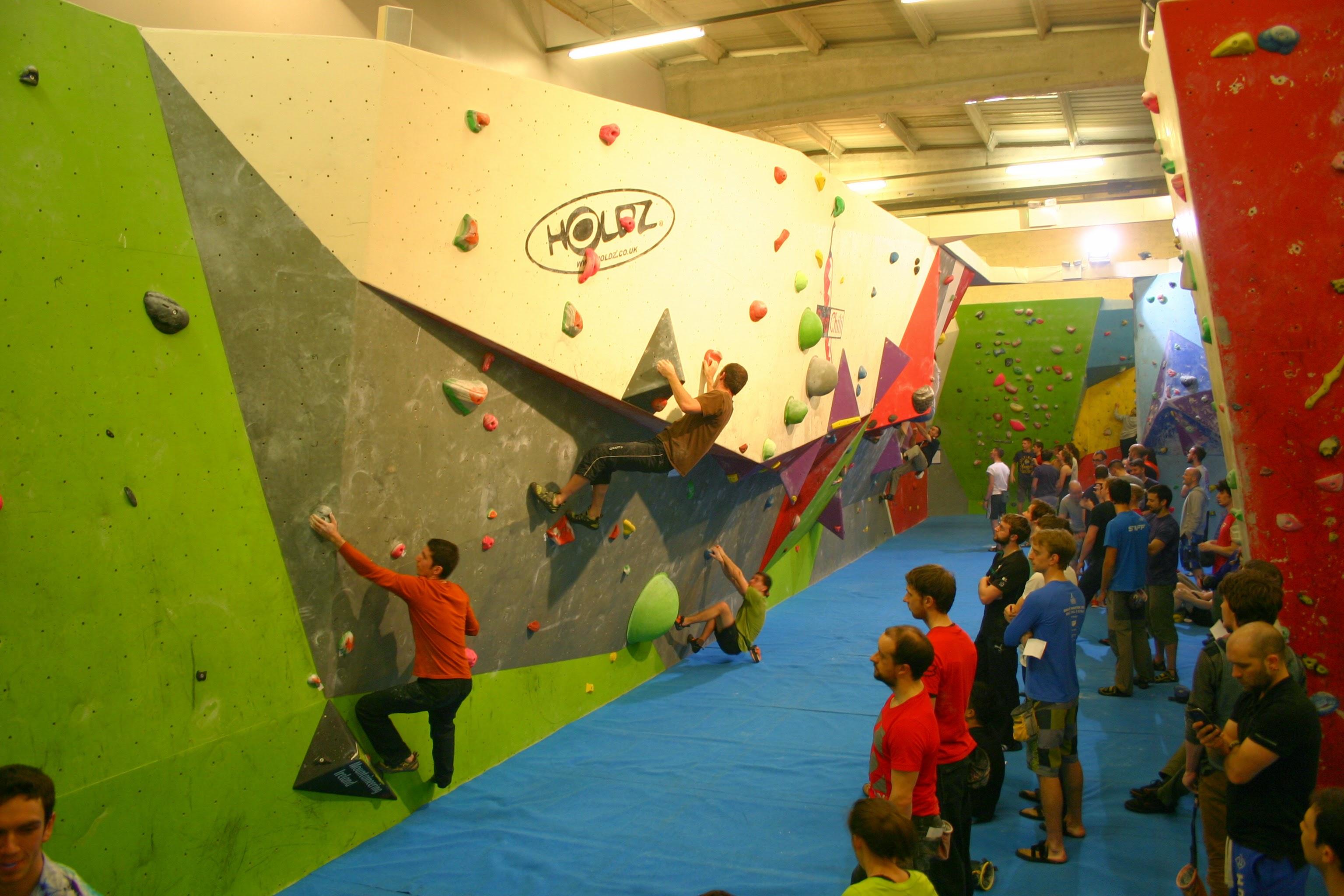 Gravity wall hot sale climber