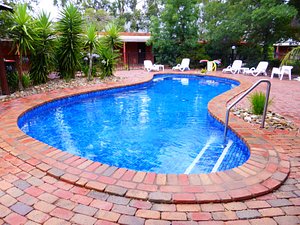 River Country Inn in Moama, image may contain: Backyard, Pool, Resort, Hotel