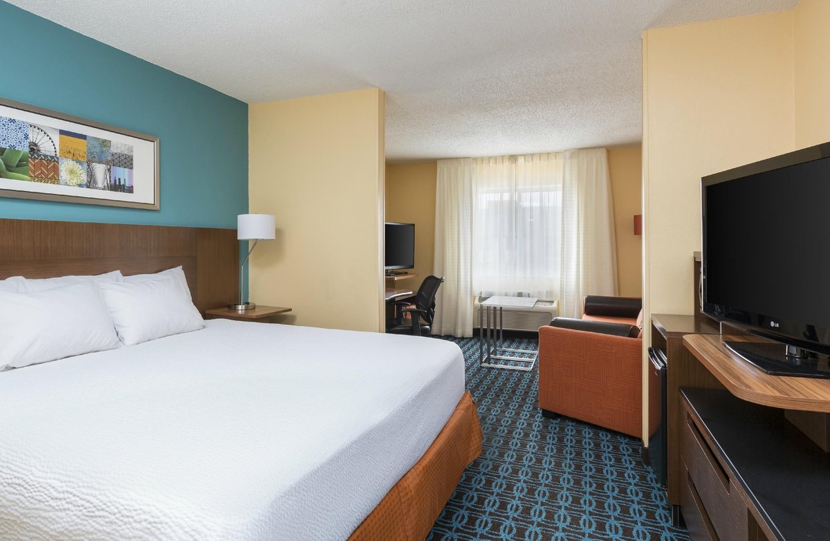 Fairfield Inn & Suites Lubbock Rooms: Pictures & Reviews - Tripadvisor