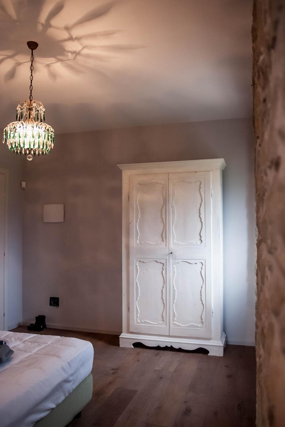 Camino con poltrone - Foto di Palazzo Serre B&B, San Leo - Tripadvisor