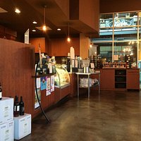 Cute place with gluten free options, wine, coffee.