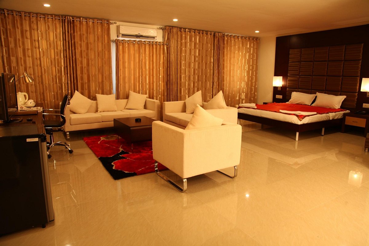 Hotel Maitri Residency Rooms: Pictures & Reviews - Tripadvisor