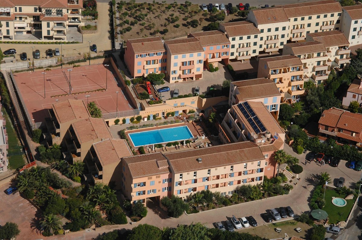 Le Nereidi Hotel Residence &amp; Conference，位於撒丁島的飯店