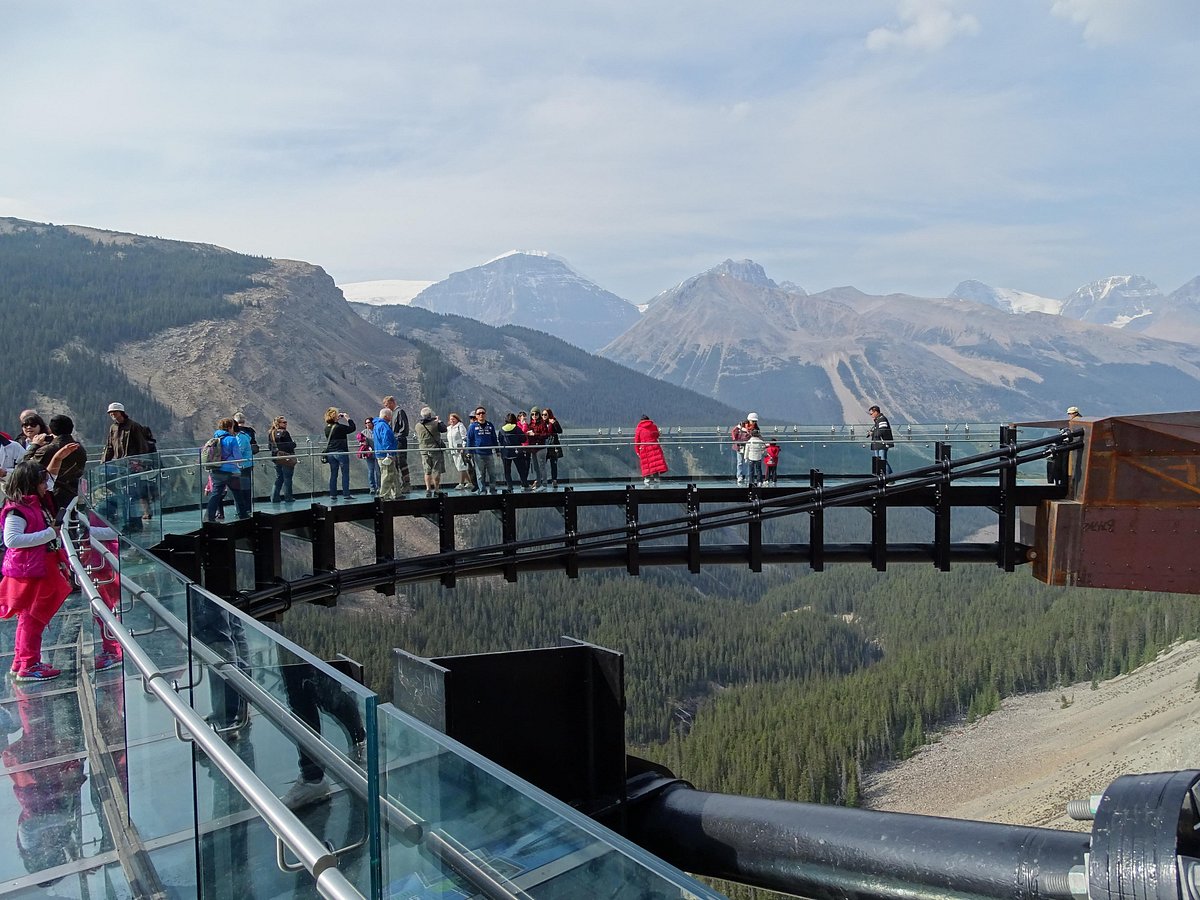 Glacier Skywalk в Канаде