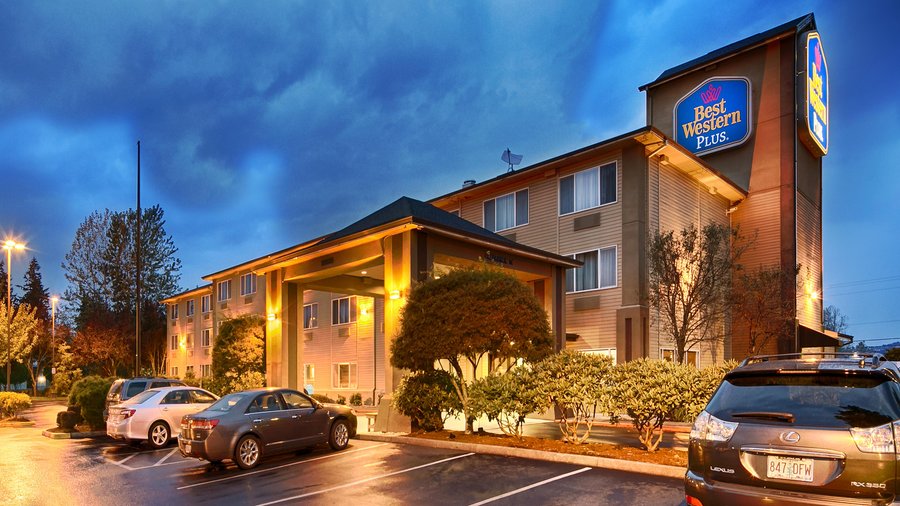 Welcome to Best Western Plus Cascade Inn & Suites