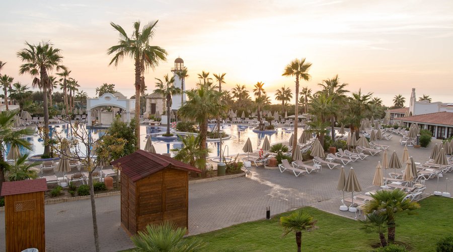 The Pool at the Hotel Riu Chiclana(PRE-RENOVATION)