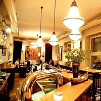 DIX-Restaurant-Bar