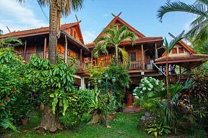 TEAK TREE LAKE - Specialty Resort Reviews (Saraphi, Thailand)