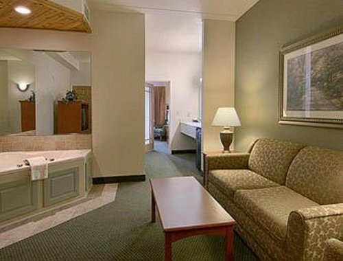 DAYS INN & SUITES BY WYNDHAM BOZEMAN | UPDATED 2024 Motel Reviews ...