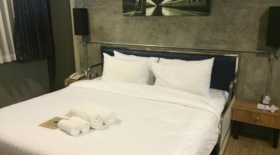 King bed