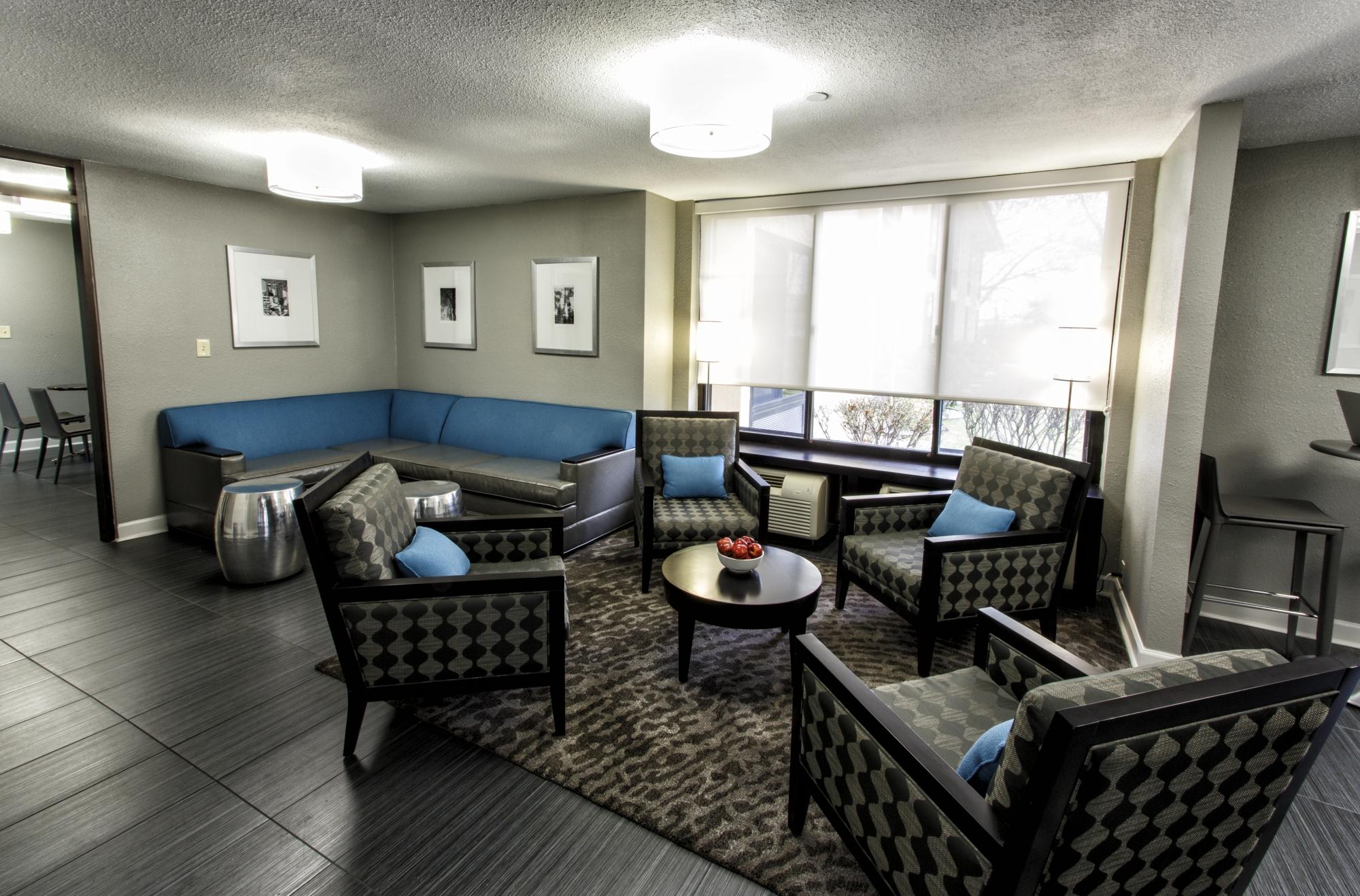 Hotel photo 8 of Navy Lodge New York.