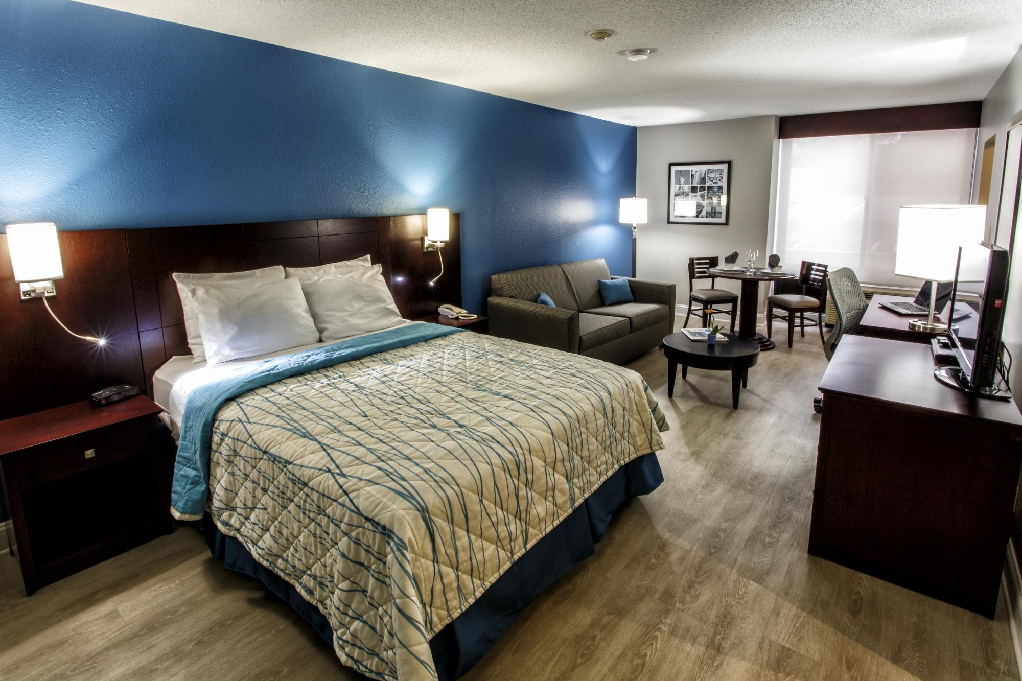 Hotel photo 7 of Navy Lodge New York.