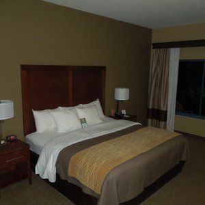 4th floor room