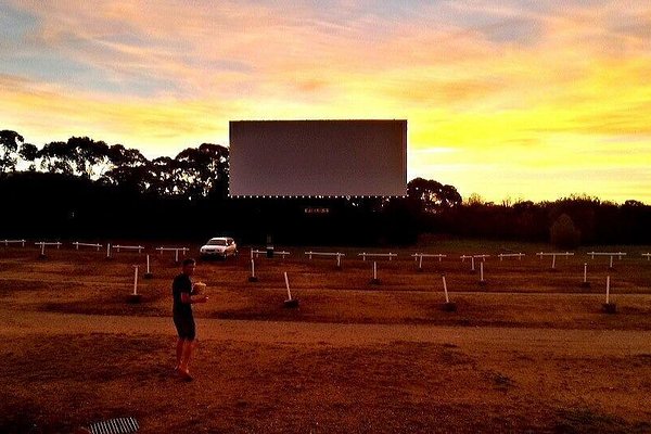 sunset drive in barrie