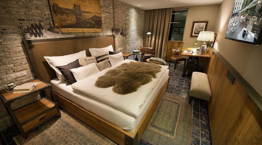 Premium Loft Room