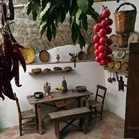 Ambiente :cucina,dove la massara passava gran parte della giornata