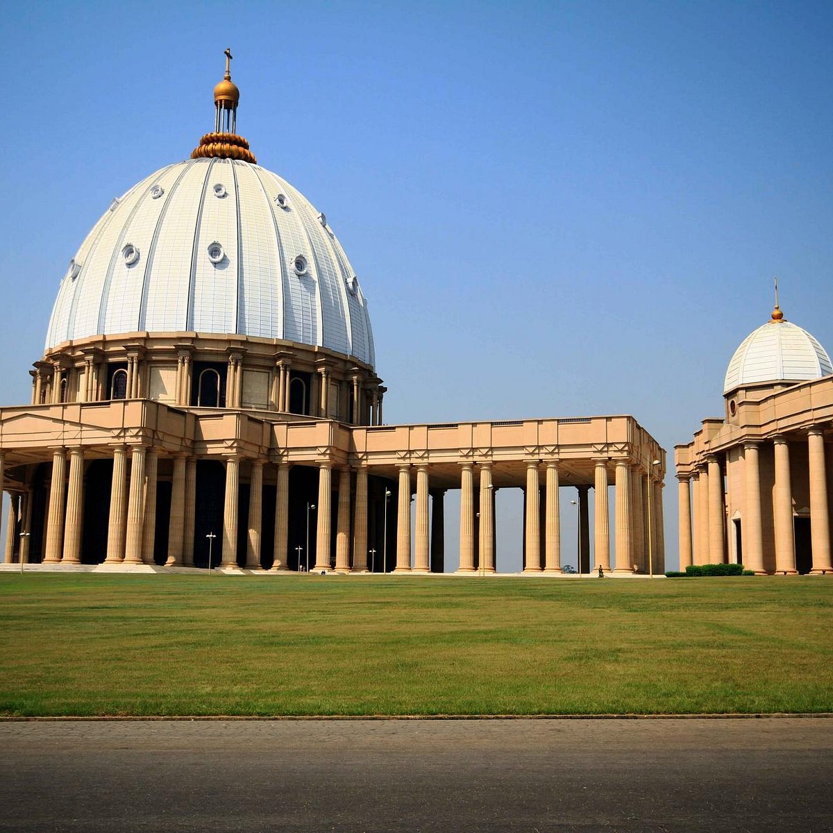 All 95+ Images basilica of our lady of peace of yamoussoukro Stunning