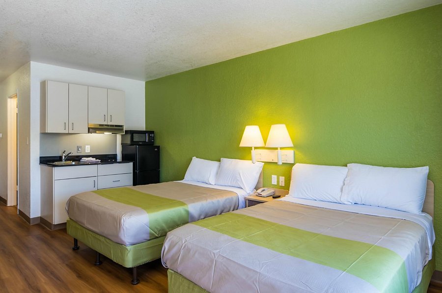 DAYS INN BY WYNDHAM WACO UNIVERSITY AREA (Waco, TX) - foto's, reviews