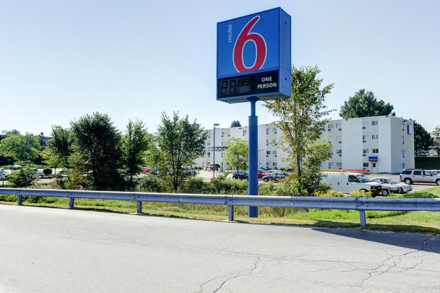 Motel 6 Powell Portland