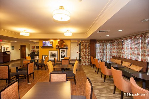 HAMPTON INN PHILADELPHIA-INTERNATIONAL AIRPORT $101 ($̶1̶2̶4̶