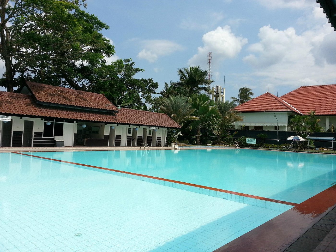 NEW SURYA HOTEL (Banyuwangi, Indonesia) Ulasan & Perbandingan Harga