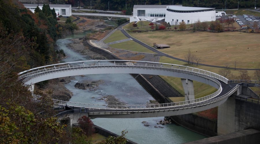 dam