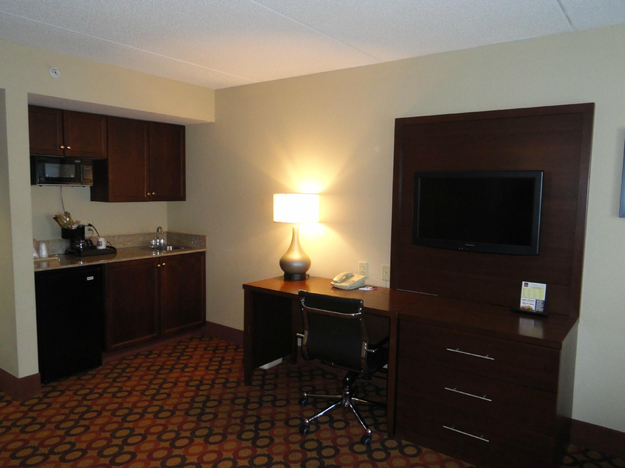 COMFORT SUITES CONCORD MILLS Prices Hotel Reviews NC