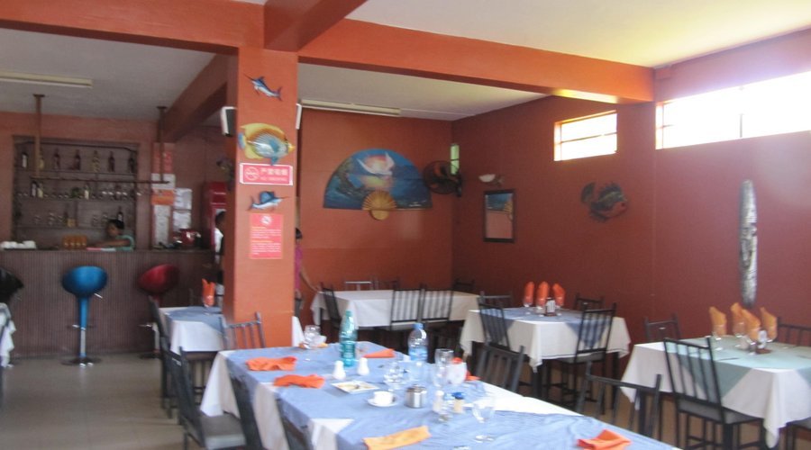 Pamplemousses - La Poule d'or - Interno