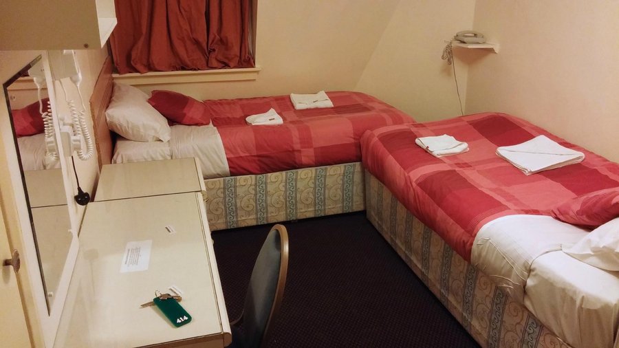 Room 414