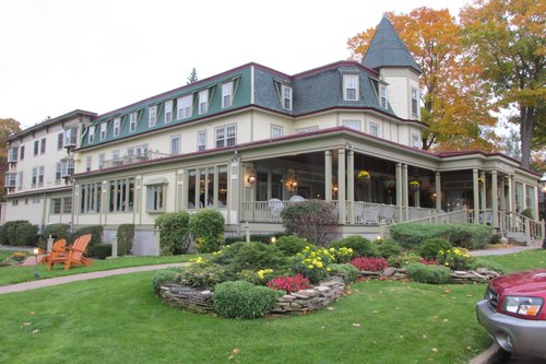 THE BAY VIEW INN - Updated 2024 Prices & Hotel Reviews (Petoskey, MI)