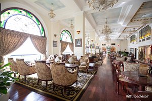 Khách Sạn Majestic Saigon Tuyển Dụng