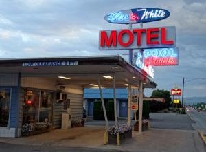 Welcome to the Blue and White Motel