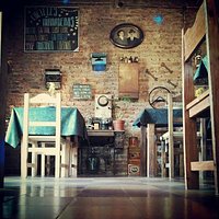 Los Miranda Resto Bar Club