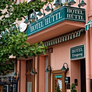 Hotelaußenansicht