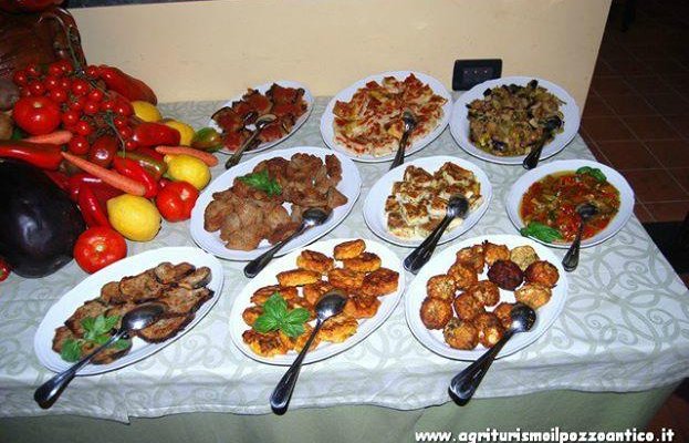 il buffet di antipasti